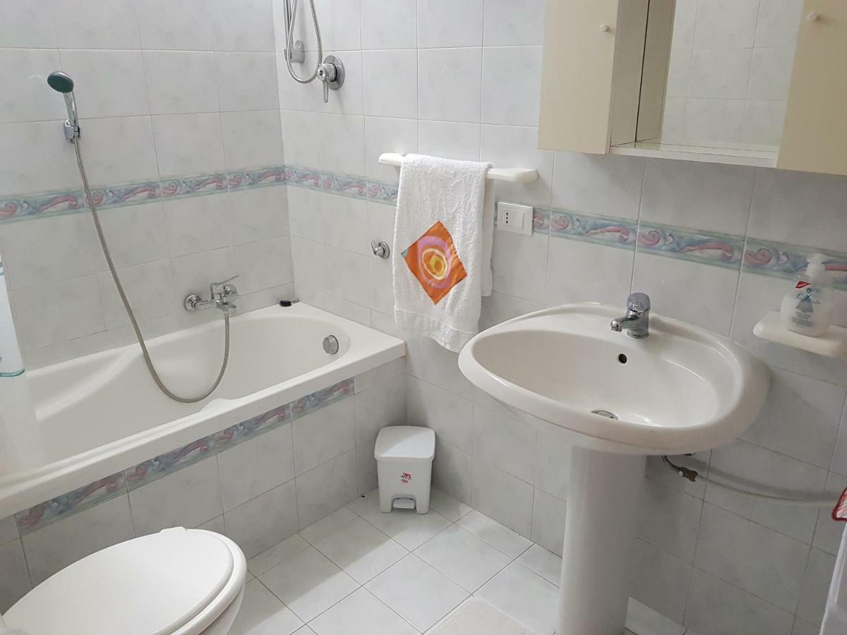 Ferienwohnung Maison Jolie Capaci Exterior foto